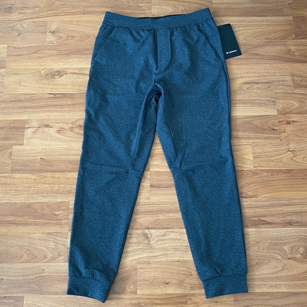 ❤️ Lululemon Intent Joggers Heathered Black Size M NWT